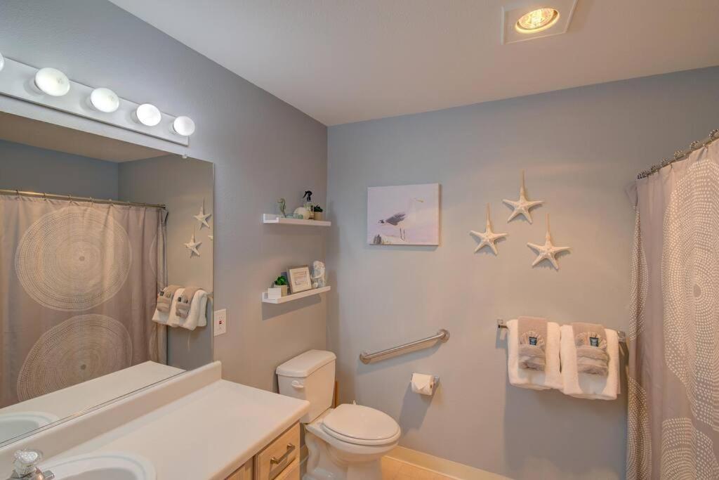 Beach Please-Updated Home With Ocean Views Long Beach Exterior foto